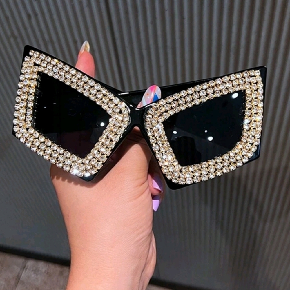 NWT Black Large Frame Crystal Embellished Sunglasses
